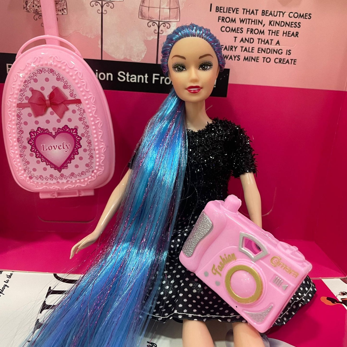 Barbie Traveler With Blue Hair + Free Shipping 