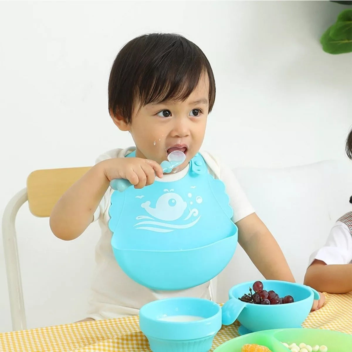 Waterproof Silicone Bib + Free Shipping 