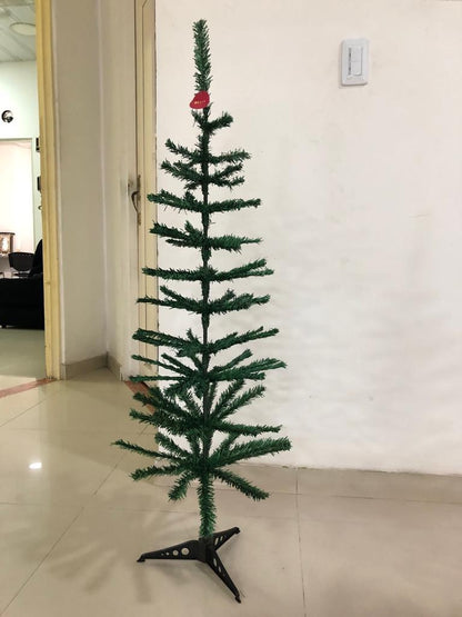 Large Christmas Tree Measures 1.20Cm