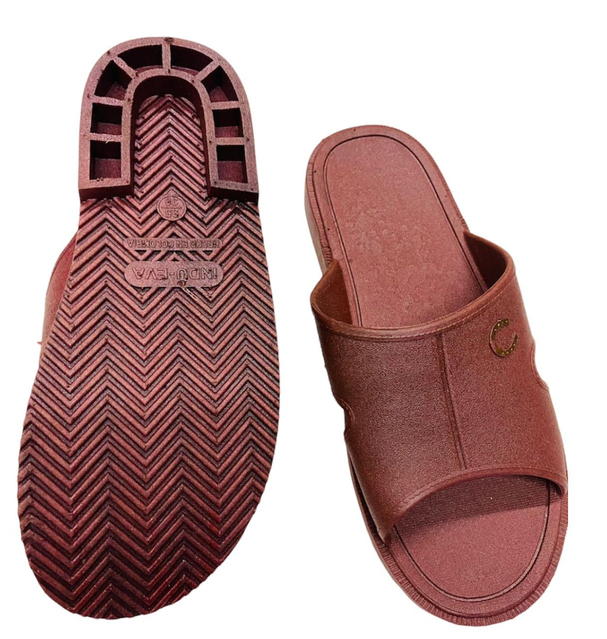 Non-slip horseshoe sandals