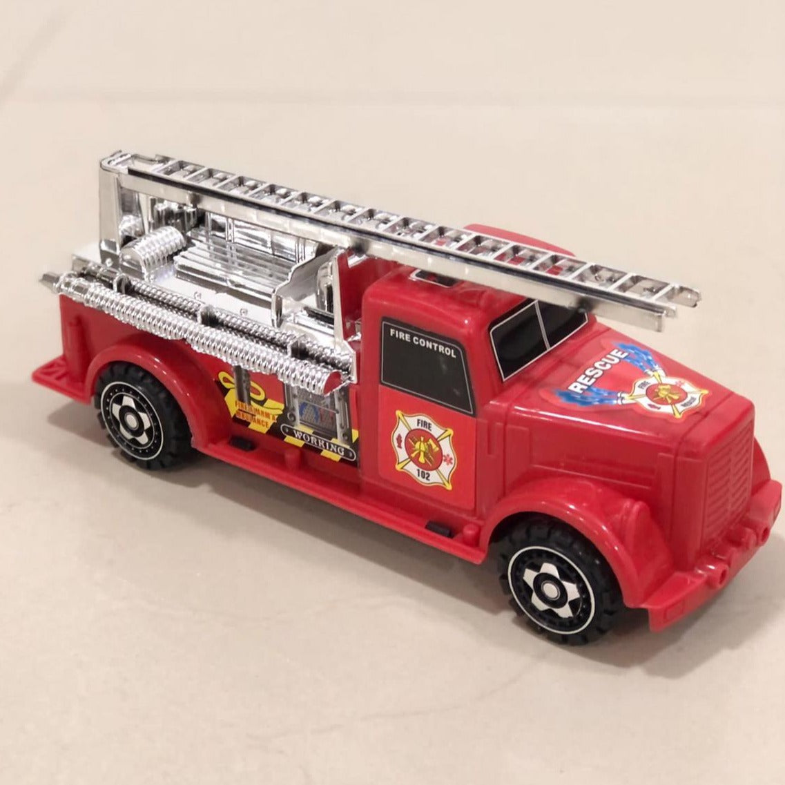 Fire Truck With Ladder + Free Shipping 