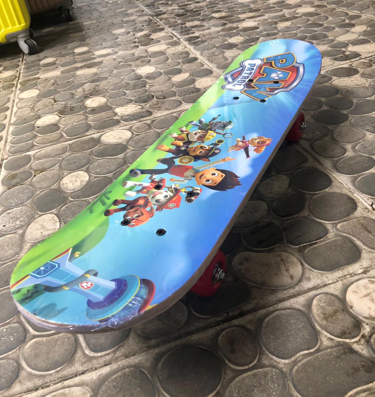 Wooden Skateboard for Children with Designs, 60 cm in Size