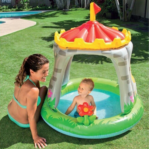 Inflatable castle-type pool