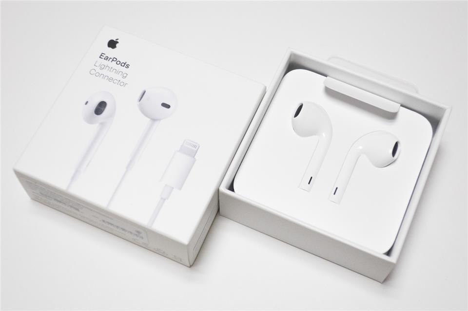 Original Lightning Headphones for iPhone